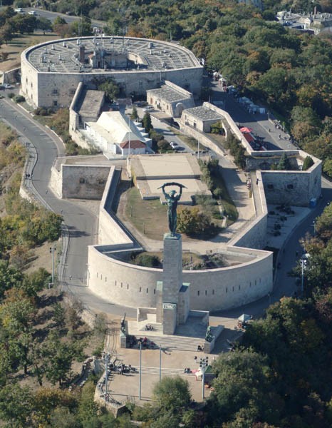 Citadel Budapest Luna Tours